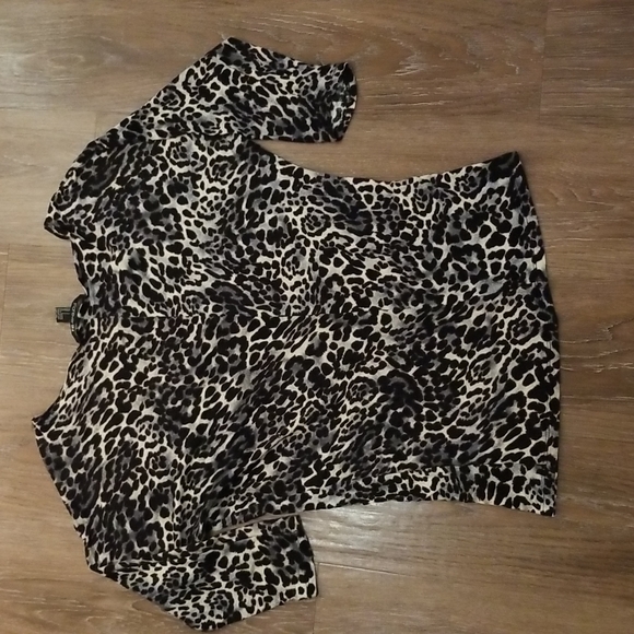 (S) Forever 21 100% Rayon Cheetah/Leopard Print ¾ Sleeve Casual Top Loungewear - Picture 8 of 8